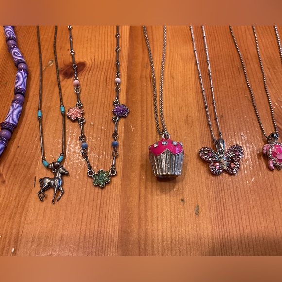 COSTUME JEWELRY HUGE LOT CHILDREN DRESS UP TWEENS TEENS FUN ADULTS - Picture 6 of 16